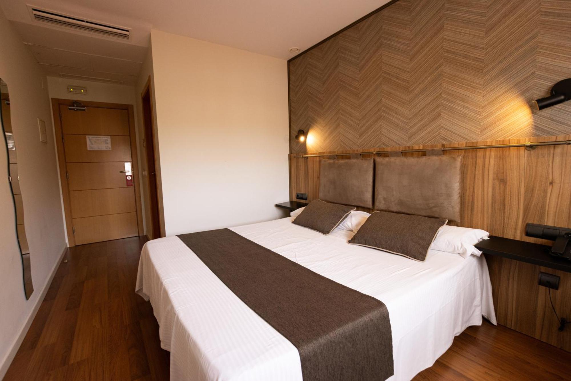 Gce Hoteles Malaga Bagian luar foto