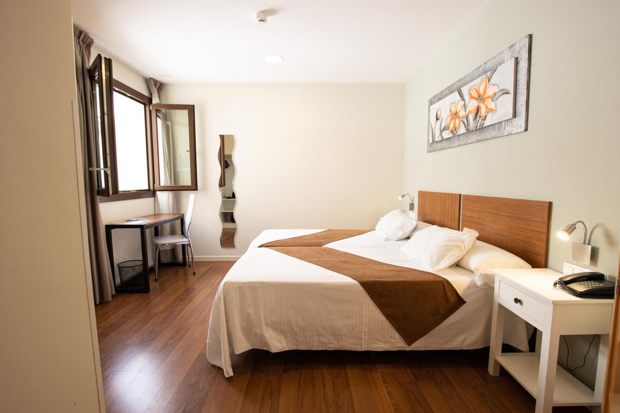 Gce Hoteles Malaga Bagian luar foto