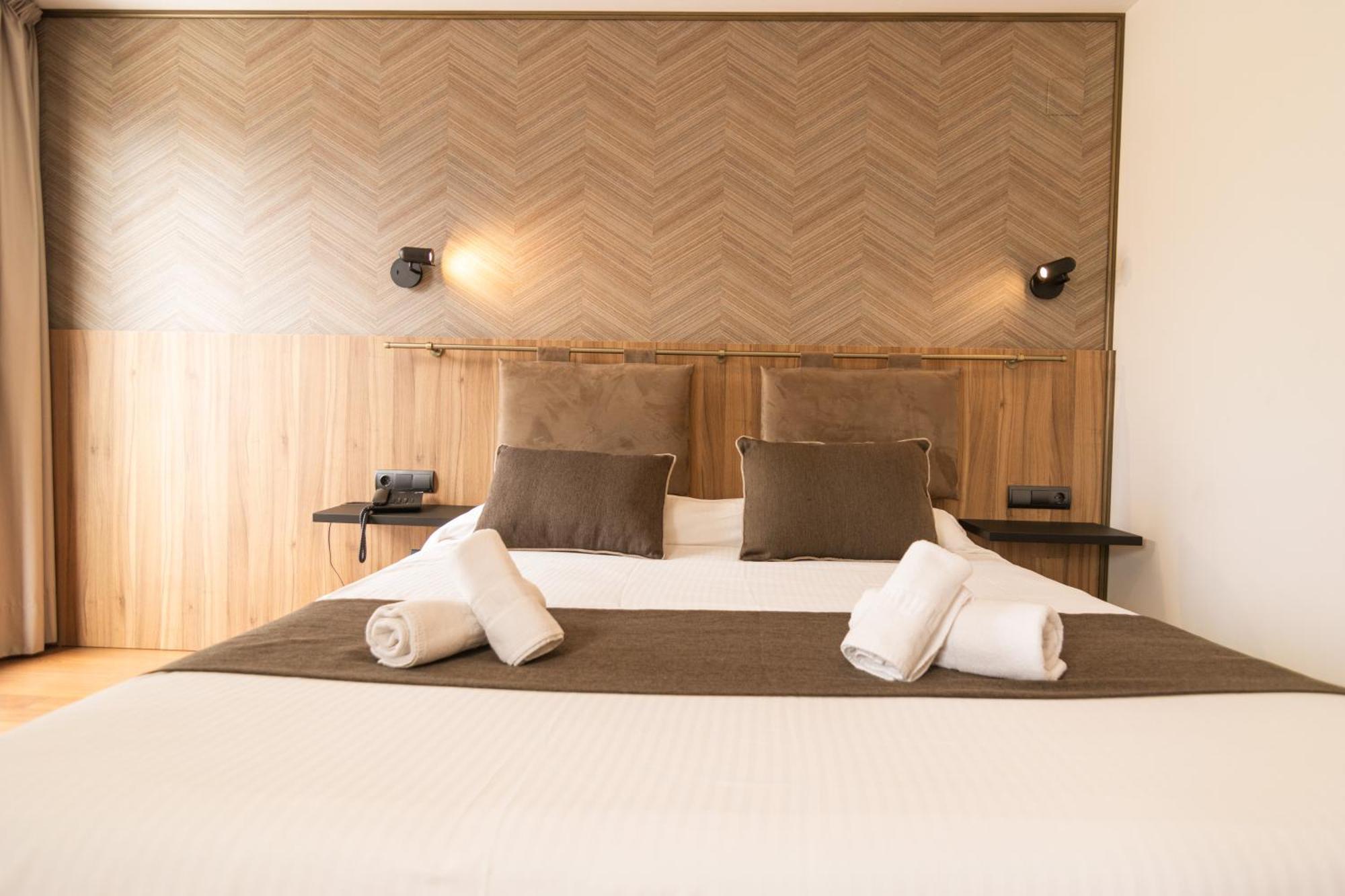 Gce Hoteles Malaga Bagian luar foto